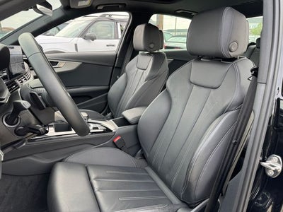 2023 Audi A4 45 S line Prestige quattro