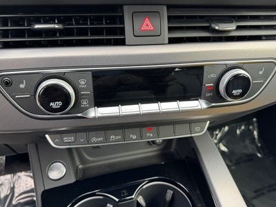 2023 Audi A4 45 S line Prestige quattro