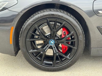 2023 BMW 5 Series 530e iPerformance | Moonroof | Navigation | M Sport Pkg.