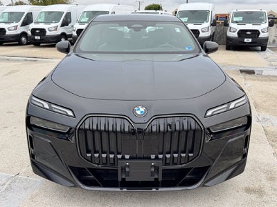2026 BMW 7 Series 740i xDrive | M Sport Pkg | Premium Pkg | Pano Roof