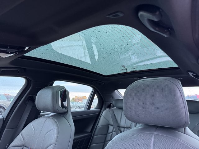 2026 BMW 7 Series 740i xDrive | M Sport Pkg | Premium Pkg | Pano Roof