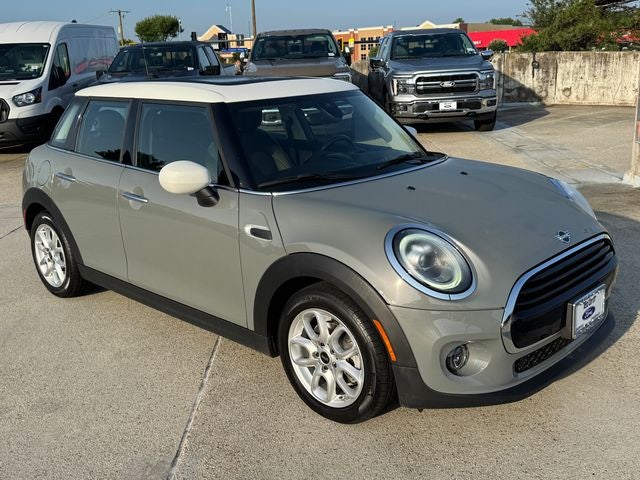 2021 MINI Cooper Signature | Pano Sunroof | Heated Seats | Led Headlights