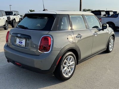 2021 MINI Cooper Signature | Pano Sunroof | Heated Seats | Led Headlights