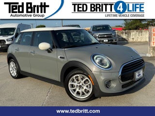 2021 MINI Cooper Signature | Pano Sunroof | Heated Seats | Led Headlights
