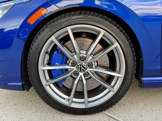 2024 Volkswagen Golf R 2.0T | Nav | Moonroof | 7-Speed DSG | AWD