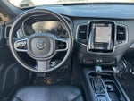 2020 Volvo XC90 T6 Momentum