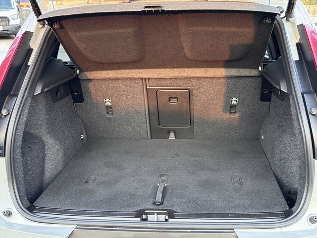 2025 Volvo XC40 B5 Ultra Dark Theme | 360 Camera | Pilot Assist | One Owner