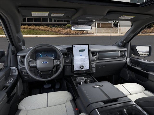 2025 Ford F-150 Lightning Platinum®