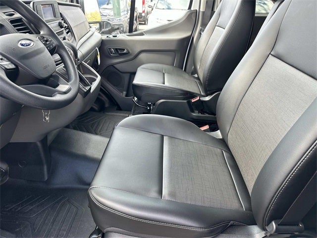 2025 Ford Transit-350 XL