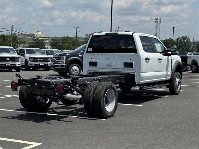 2025 Ford F-450 Super Duty Chassis Cab XL