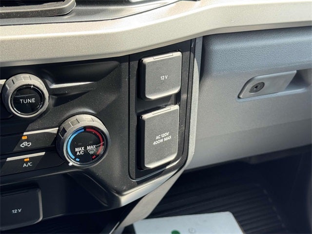 2025 Ford F-600SD XLT