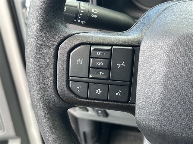 2025 Ford F-600SD XLT