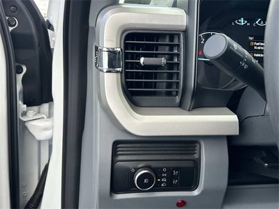 2025 Ford F-600SD XLT