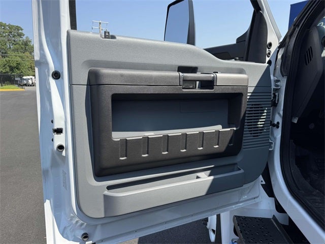 2026 Ford F-750SD Base