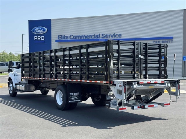 2026 Ford F-750SD Base