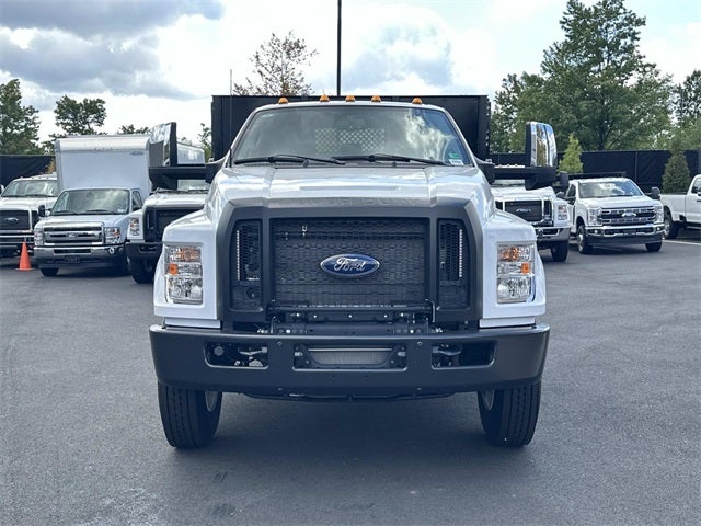 2026 Ford F-750SD Base