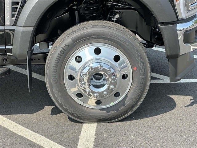 2025 Ford F-550SD Lariat DRW