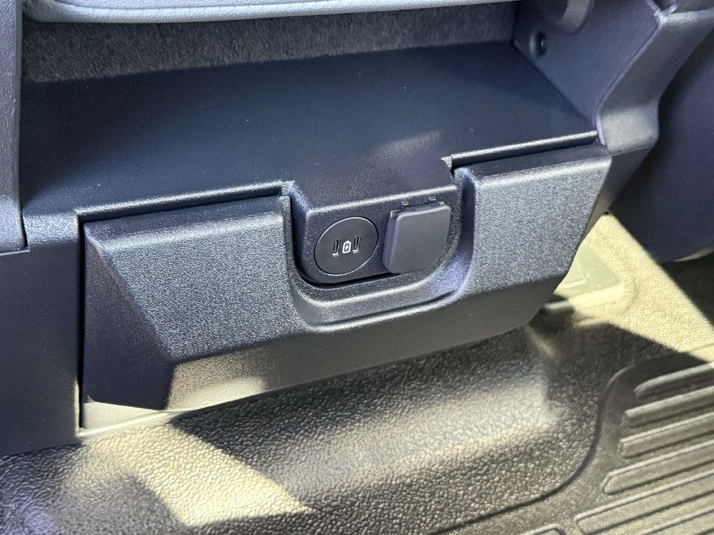 2027 Ford F-550SD XL DRW