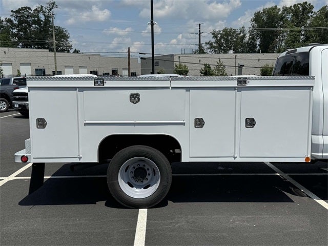 2025 Ford F-550SD XL DRW