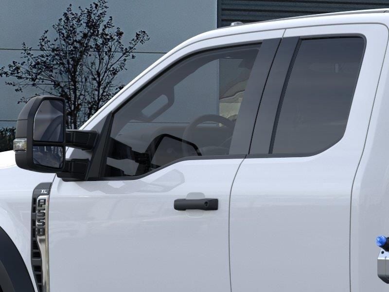 2026 Ford F-550SD DRW