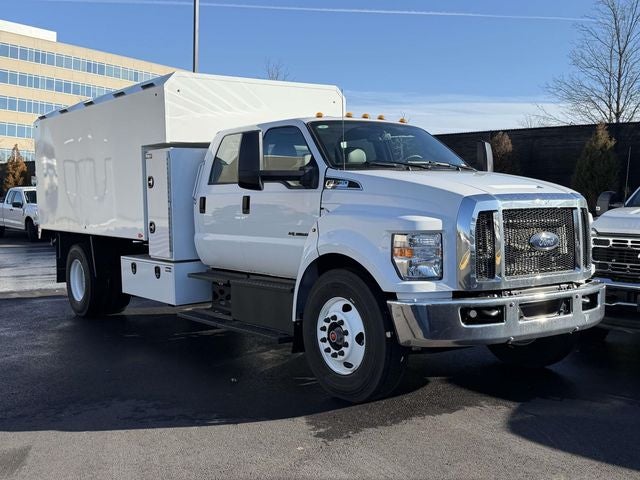 2026 Ford F-750SD Base