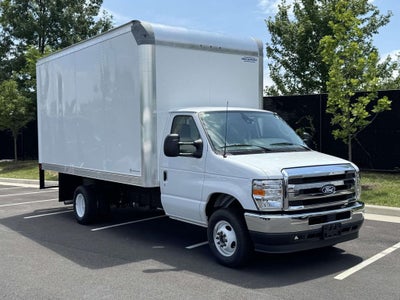 2027 Ford E-450SD Base