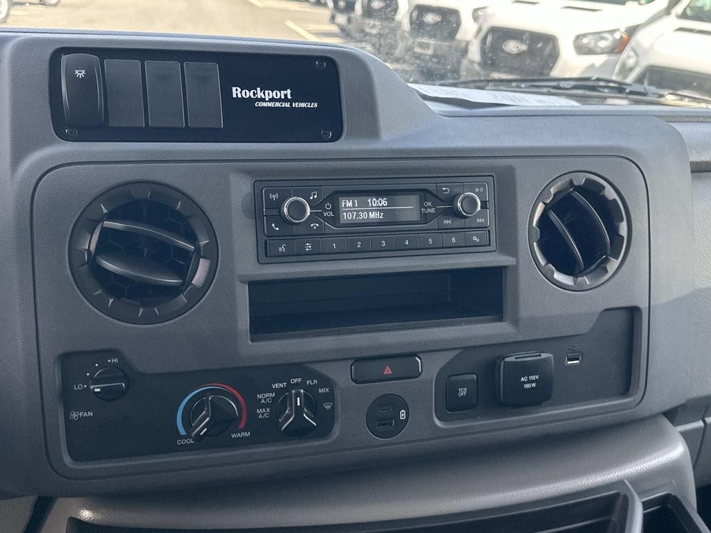 2027 Ford E-450SD Base