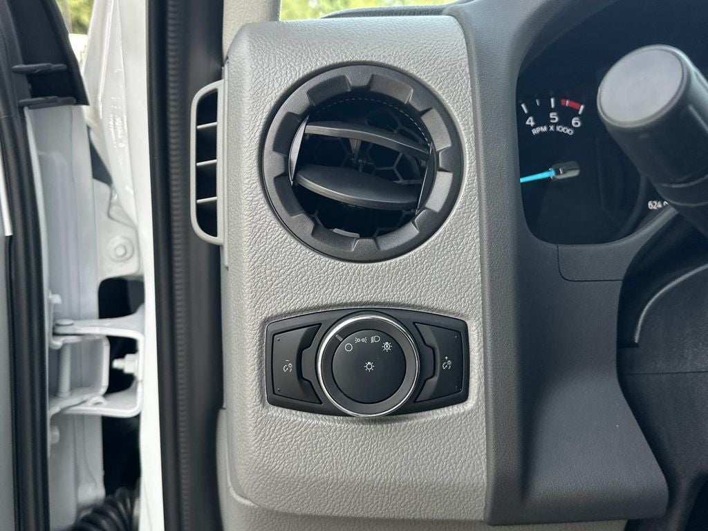 2027 Ford E-450SD Base