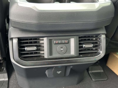 2025 Ford F-150 Lightning Platinum