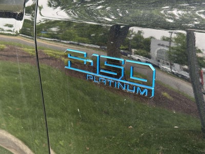 2025 Ford F-150 Lightning Platinum