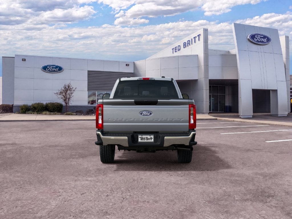 2027 Ford F-250SD XLT