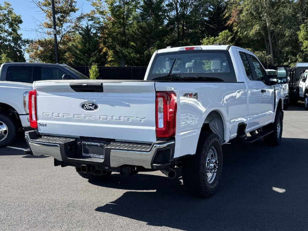 2027 Ford F-250SD XL