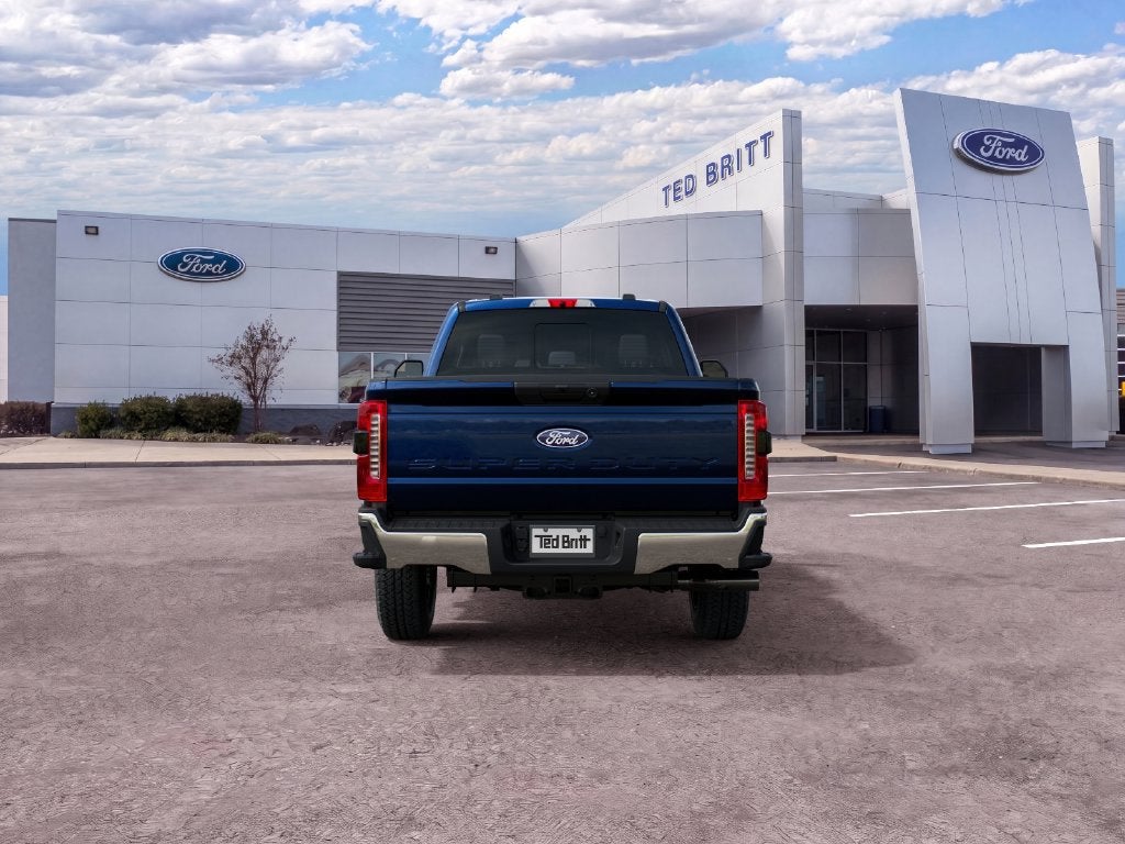 2027 Ford F-350SD XLT Carhartt Edition