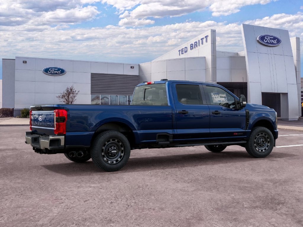 2027 Ford F-350SD XLT Carhartt Edition