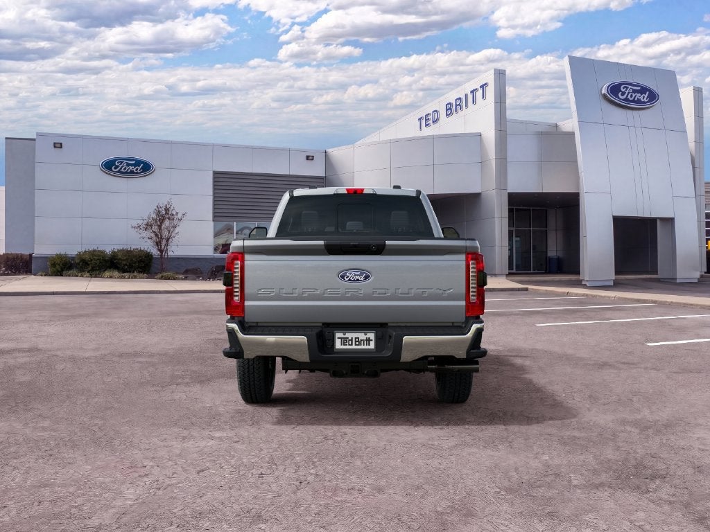 2027 Ford F-350SD XLT Carhartt Edition