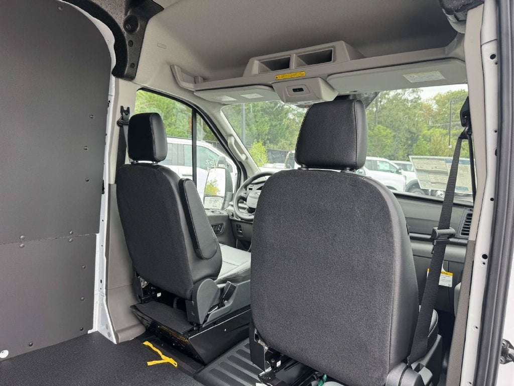 2027 Ford Transit-250 Base