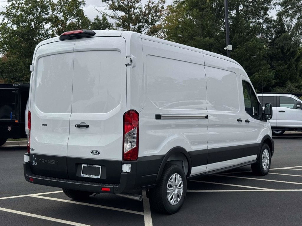 2027 Ford Transit-250 Base