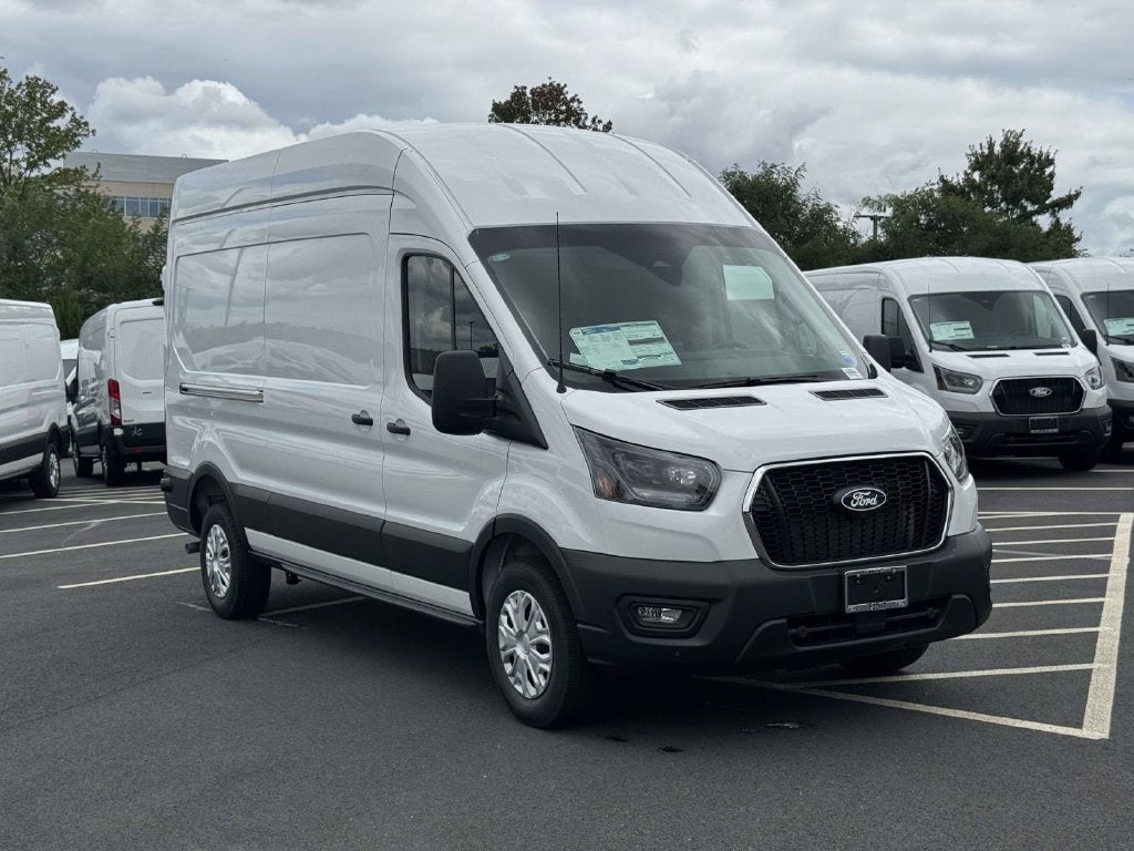 2027 Ford Transit-250 Base