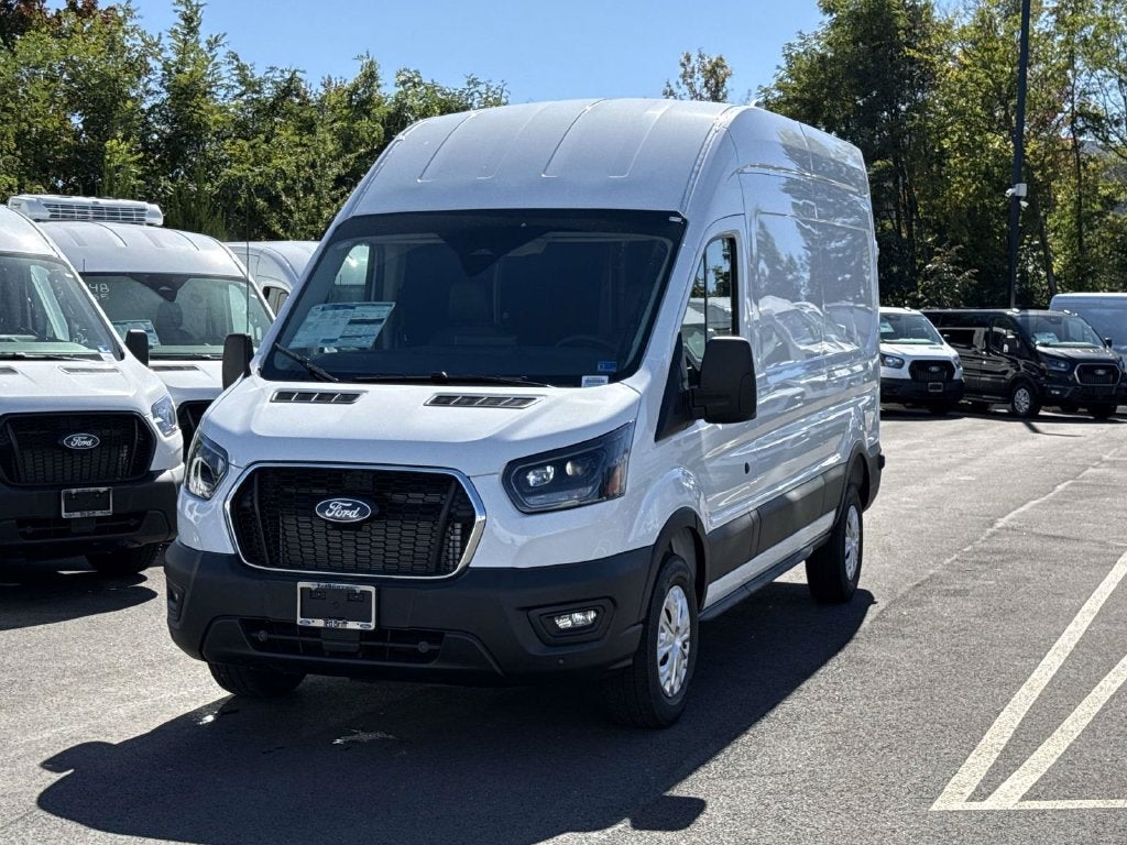 2027 Ford Transit-250 Base
