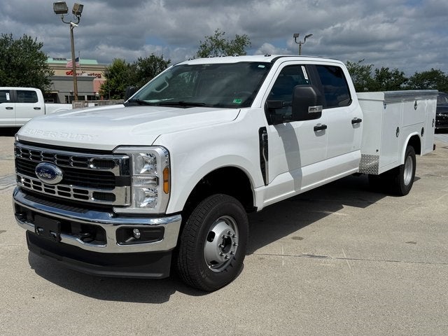 2025 Ford F-350SD UTILITY CREW CAB XL DRW