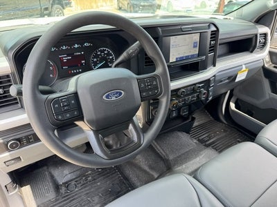 2025 Ford F-350SD UTILITY CREW CAB XL DRW