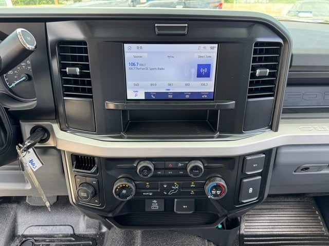 2025 Ford F-350SD UTILITY CREW CAB XL DRW