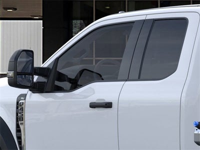 2025 Ford F-450SD BARE CHASSIS XL DRW