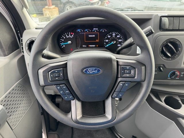 2026 Ford E-450SD 17 FT BOX DUAL ROLL UP Base