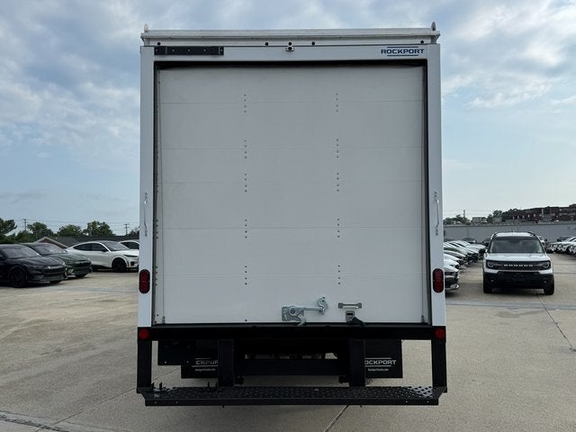 2026 Ford E-450SD 17 FT BOX DUAL ROLL UP Base