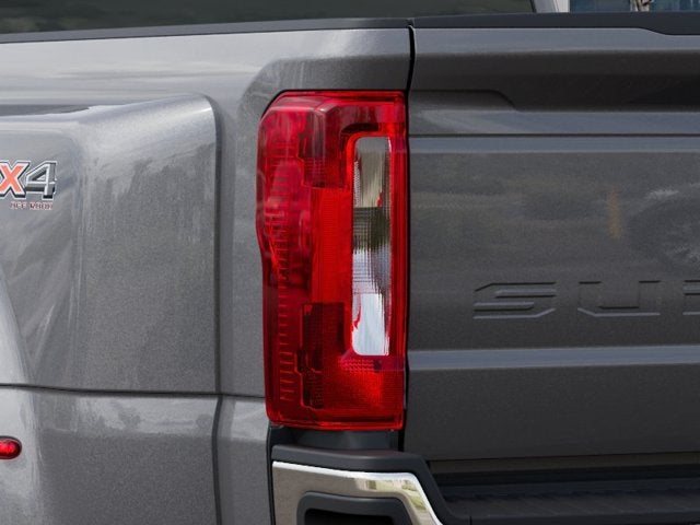 2027 Ford F-450SD XLT DRW