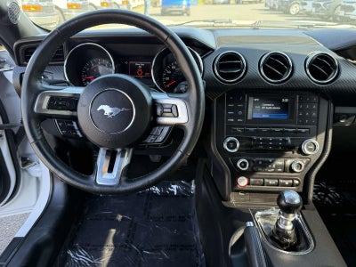 2015 Ford Mustang V6