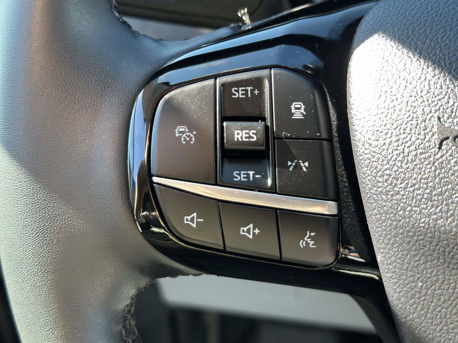 2024 Ford Escape Plug-In Hybrid Base