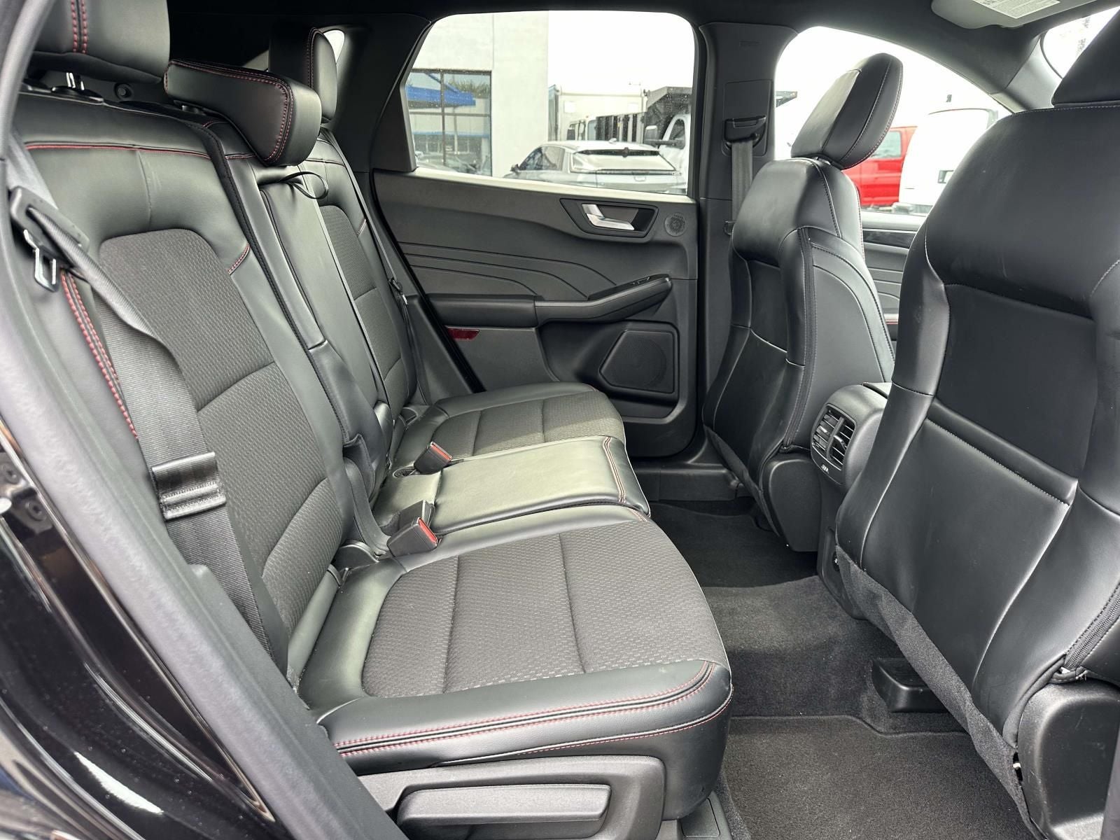 2024 Ford Escape ST-Line Select