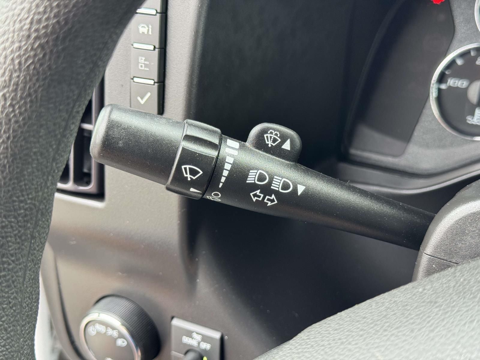 2023 Chevrolet Express 3500 LT Passenger